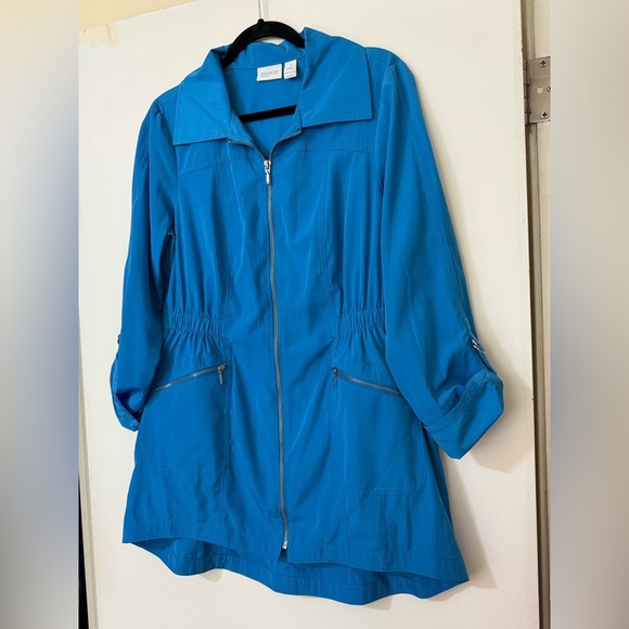 Blue Light Coat with Roll-Up Sleeves and Elastic Waist - Picture 2 of 10